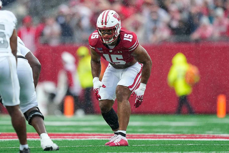 Wisconsin's Sebastian Cheeks leads NCAA in key statistic through week 5
