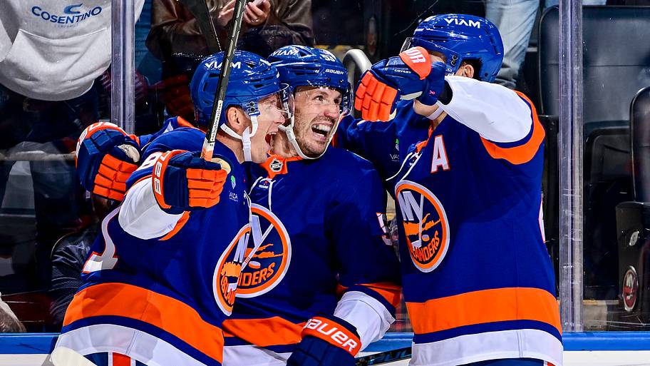 NY Islanders reveal eye-opening season-ticket renewal rate as fan ...