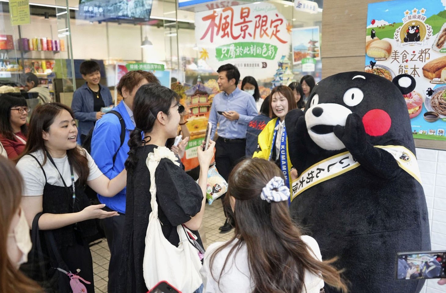 Japan's Kumamoto gov., mascot Kumamon thank Taiwan for quake aid