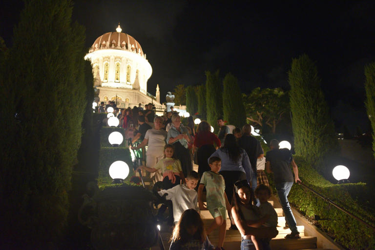 Haifa's glowing Bahá'í terraces draw more than 9,400 visitors in two nights