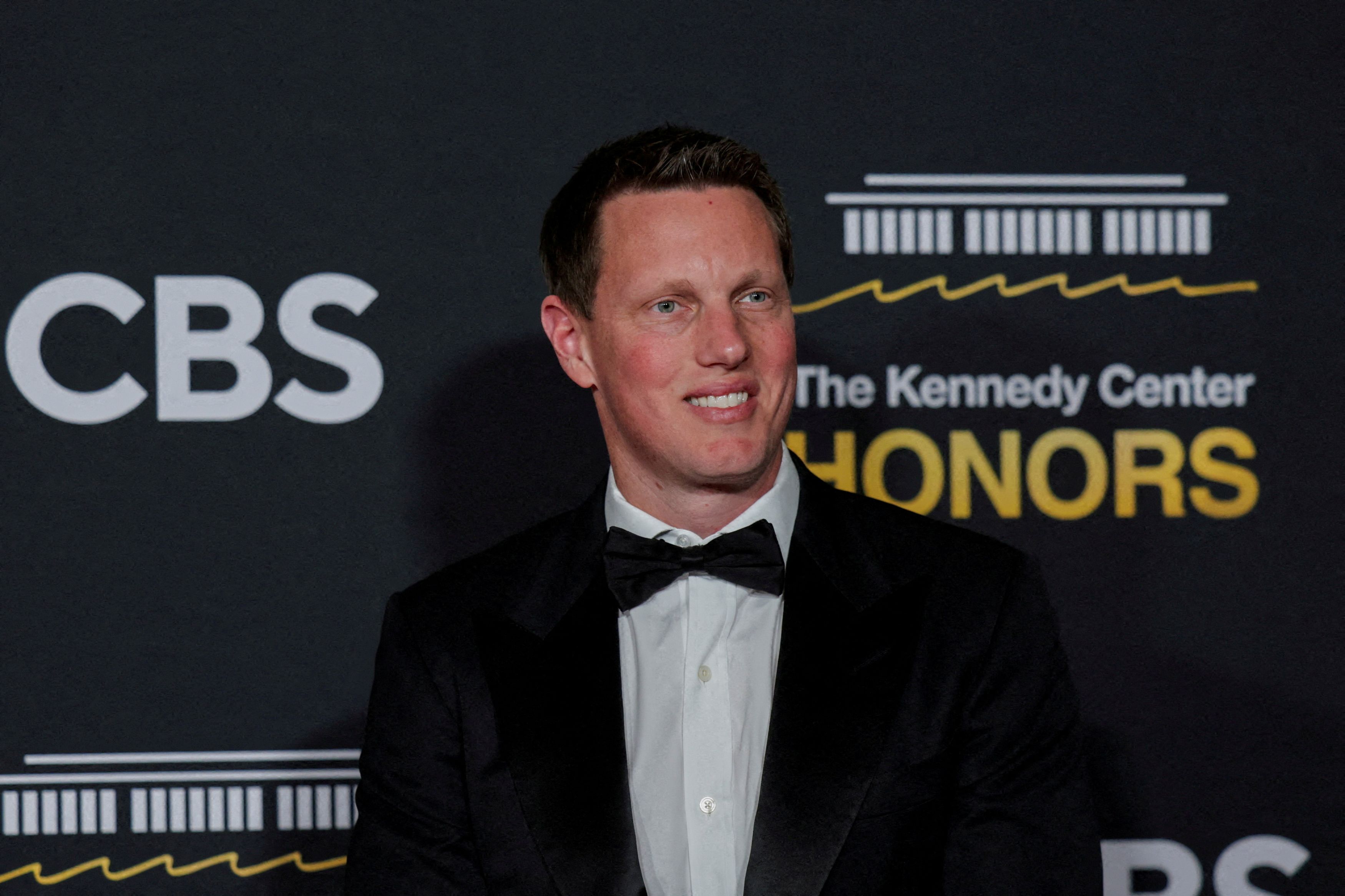 Paramount closes $110B deal with Warner Bros. Discovery after months of ...