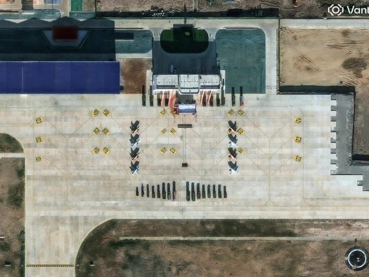 Attack aircraft, military vehicles visible at new China-Laos base ...