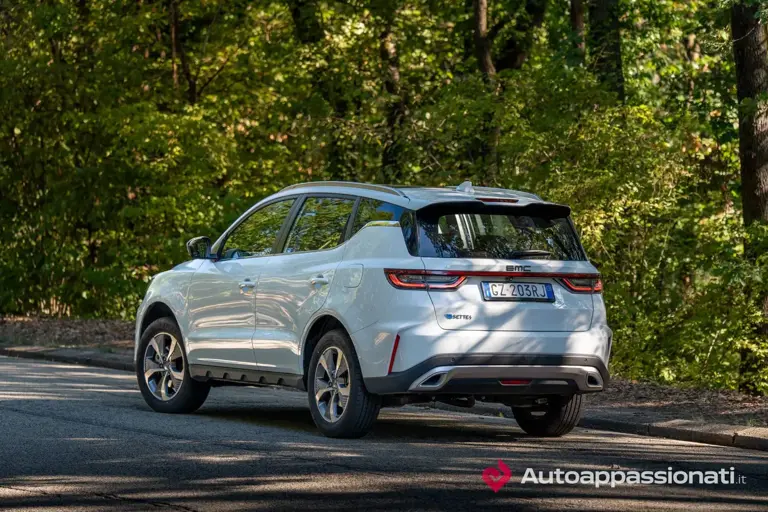 Ho guidato la EMC 7: è il nuovo SUV per le famiglie. Con il GPL costa ...