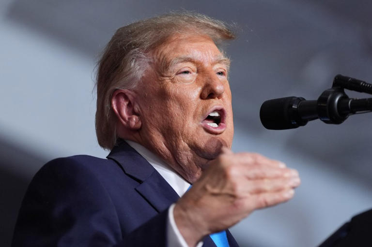Trump on Iran war: 'Let 'em take out Los Angeles, let 'em take out San ...