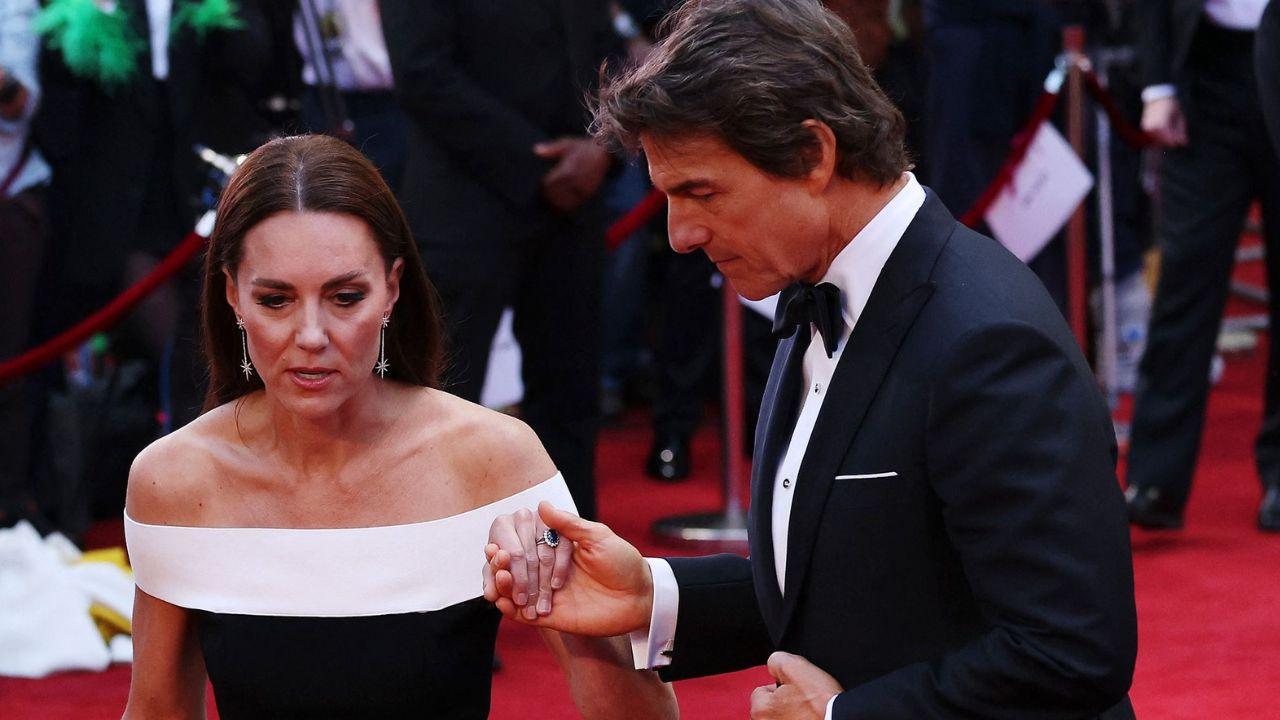 Tom Cruise appears to break royal protocol in courteous act with Kate ...