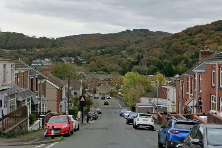 Police find body of man in Briton Ferry