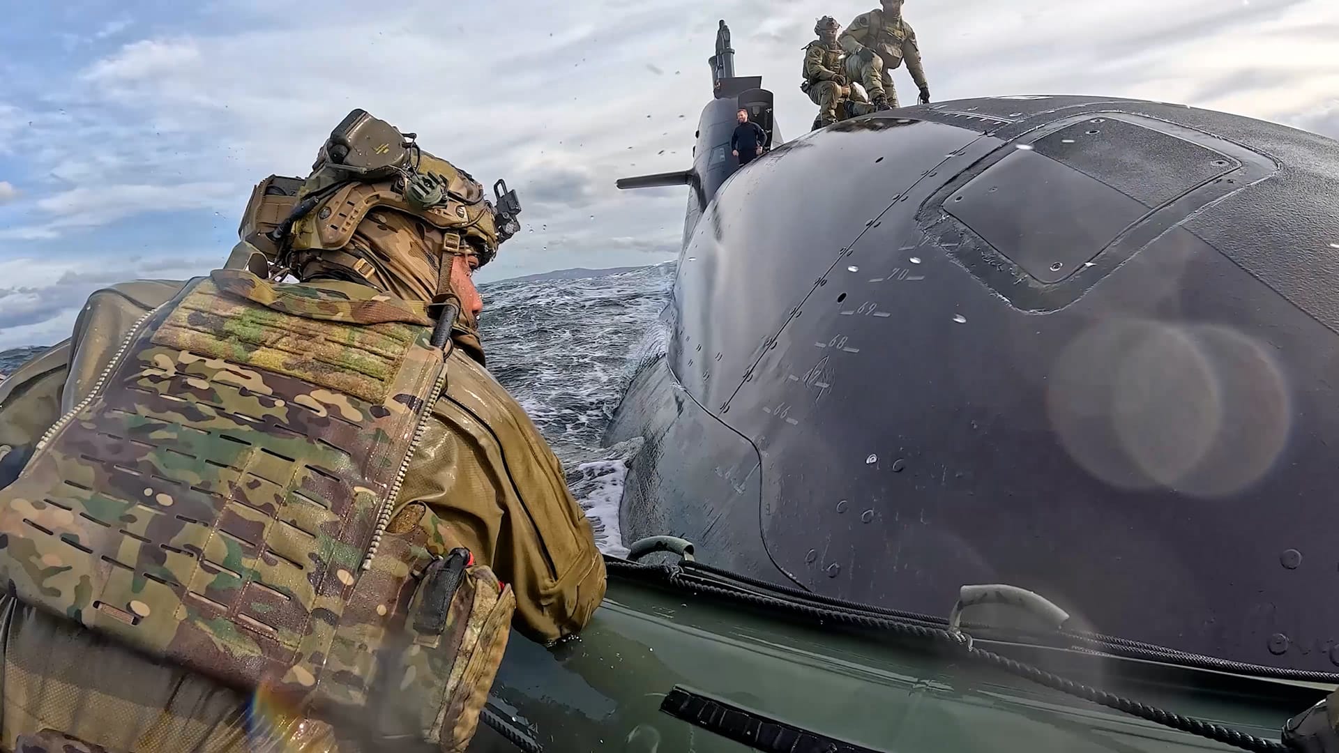 British commandos hitch a ride on German submarine during war exercise