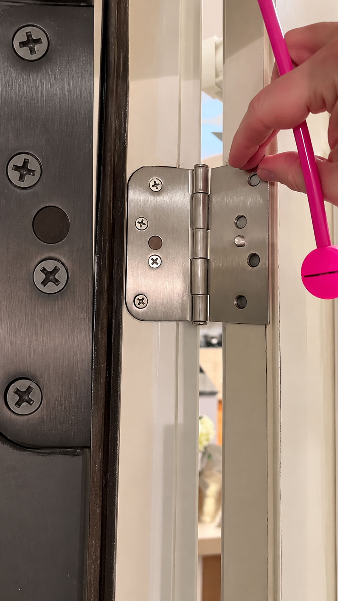 Swapping old door hinges for fresh hardware in my house