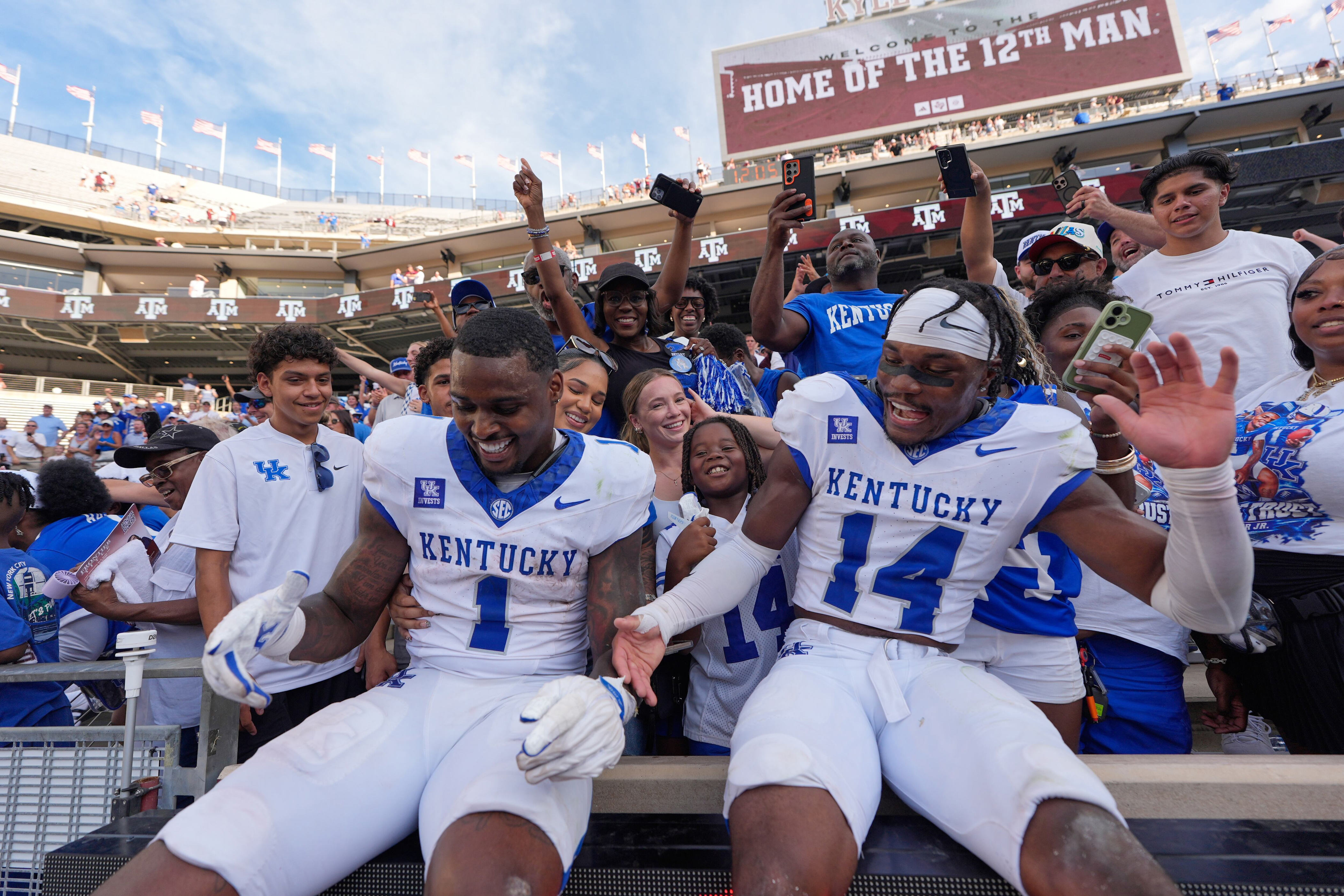 Kentucky football vs. LSU officially sold out for homecoming blue out ...