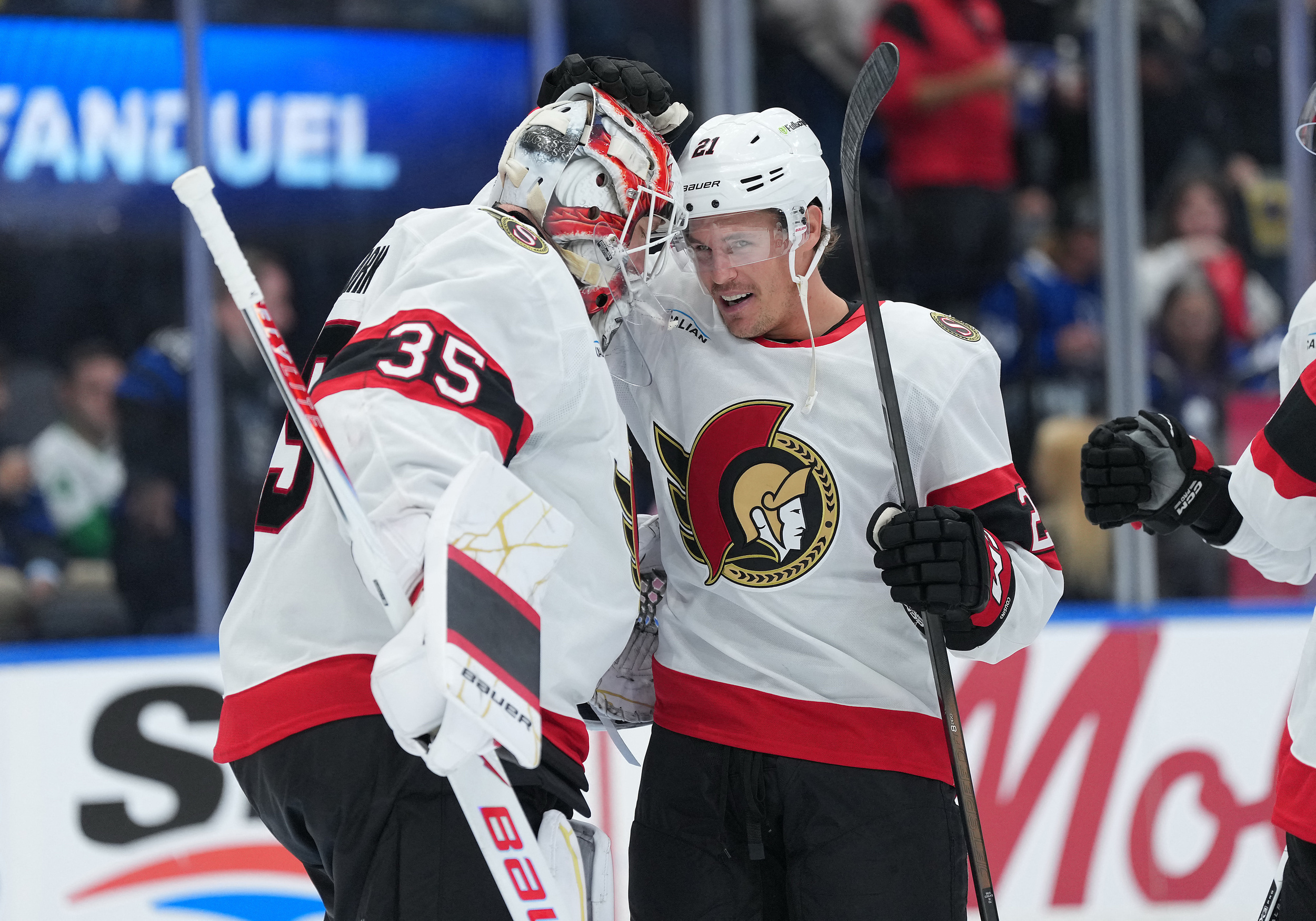 Linus Ullmark pulled for precautionary injury