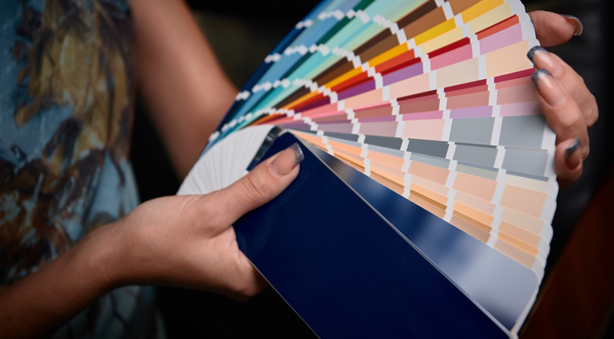 5 divisive paint colors that interior designers actually love