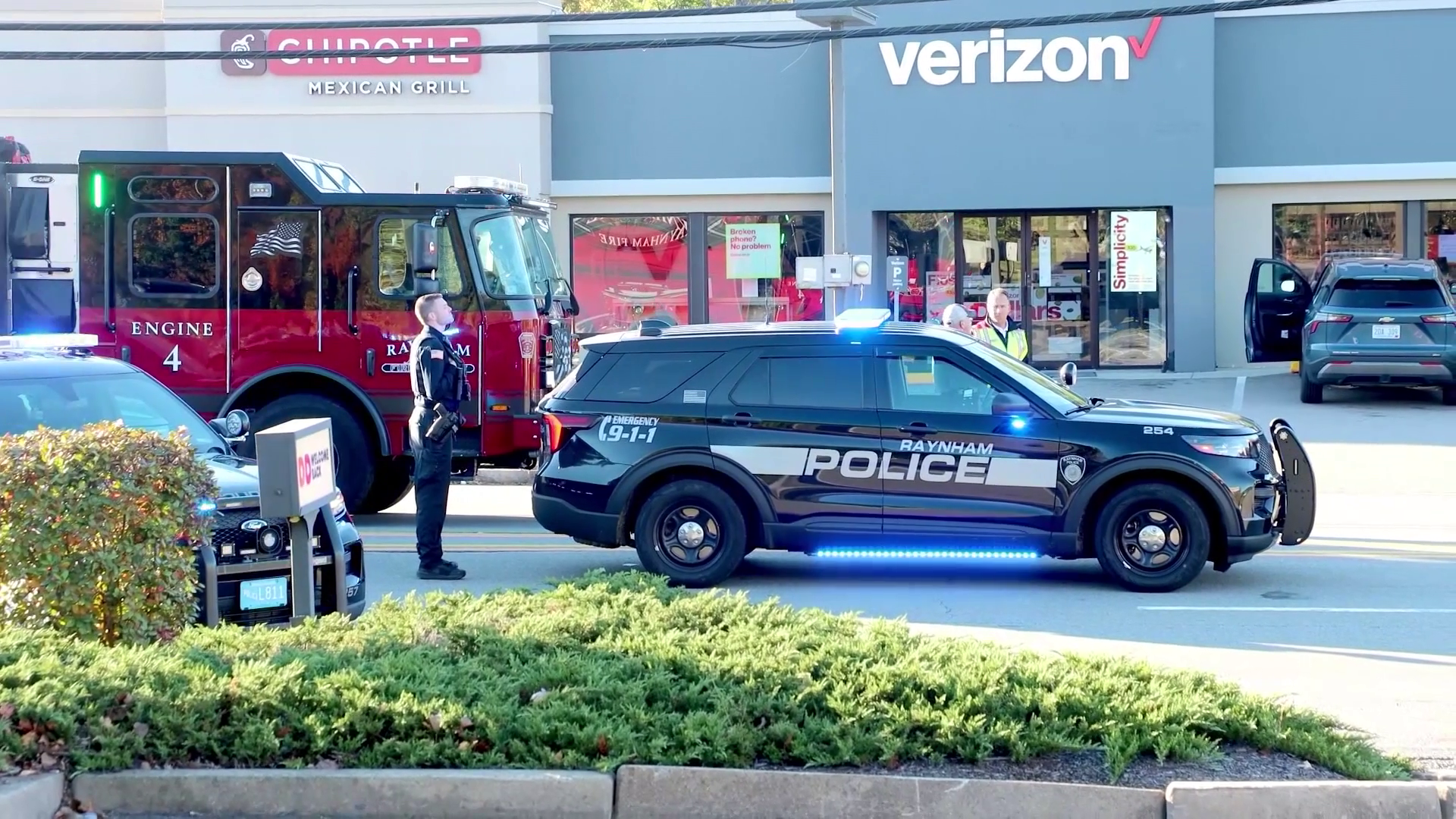 Chipotle employee, 18, struck, killed in Route 44 crash in Raynham