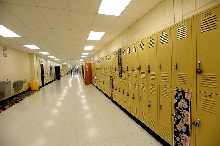 Nederland ISD seeks tax hike as questions linger over Prop. A math