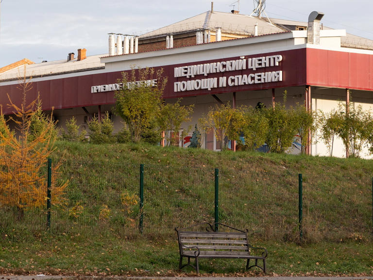 Putin’s goons scramble as deadly plague strikes again