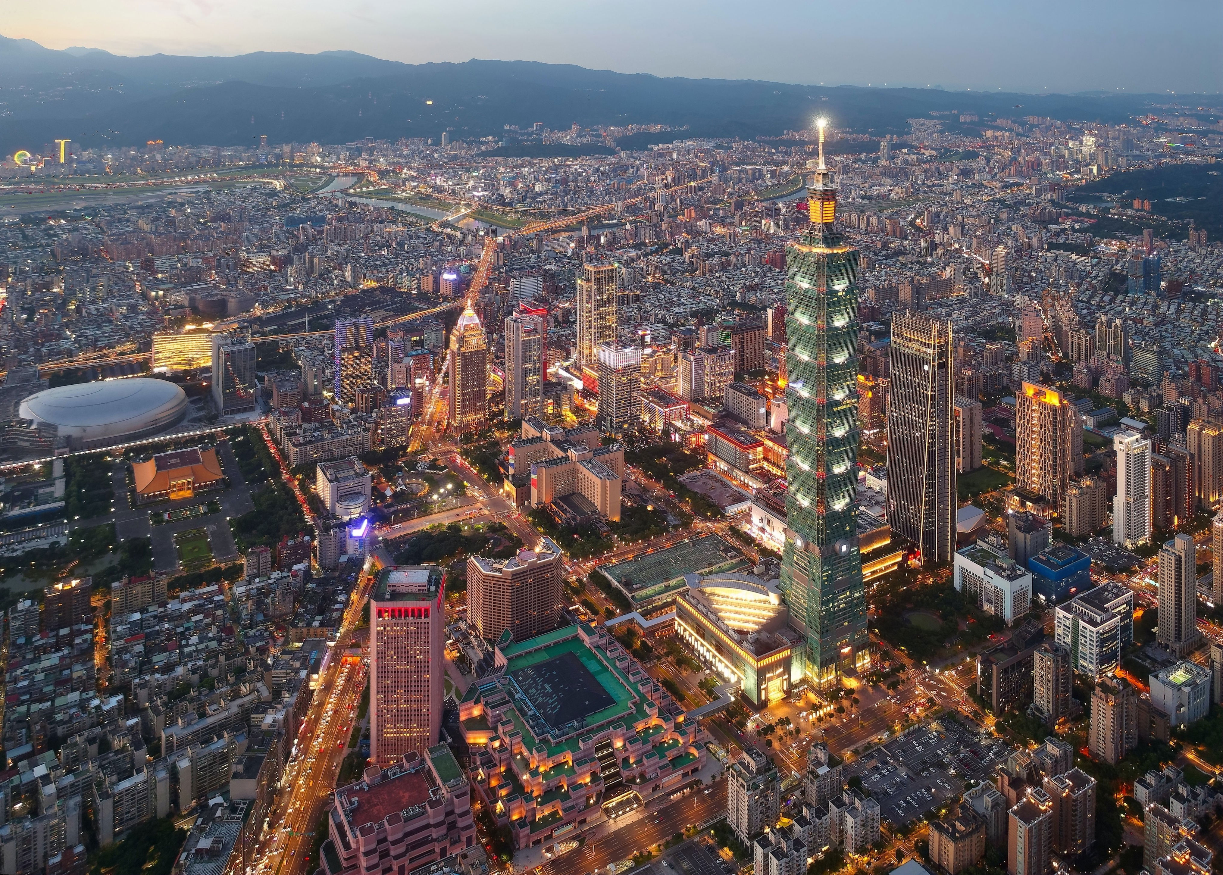 Mainland Chinese favour diplomacy to achieve Taiwan reunification with ...