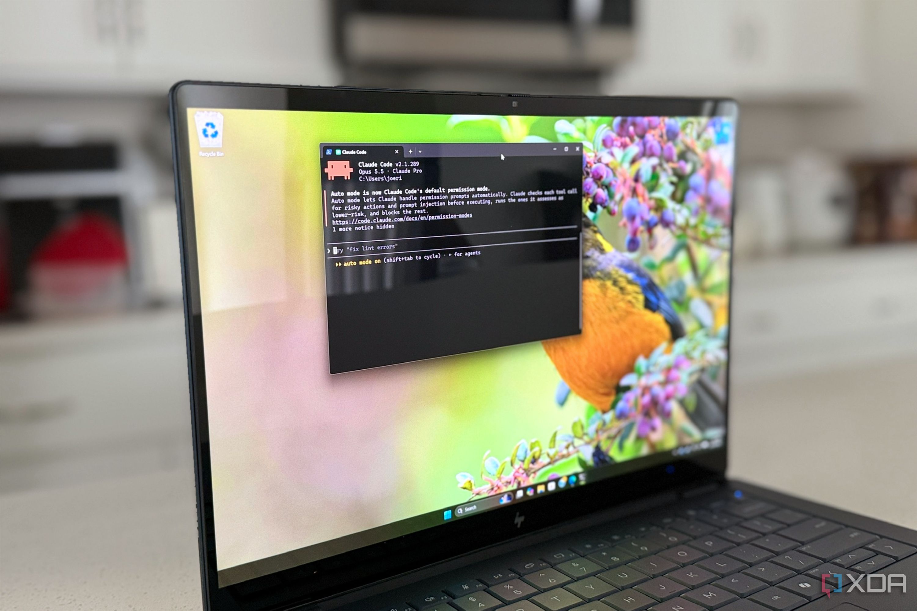 An AI agent took over my blank Windows machine and finished in minutes ...