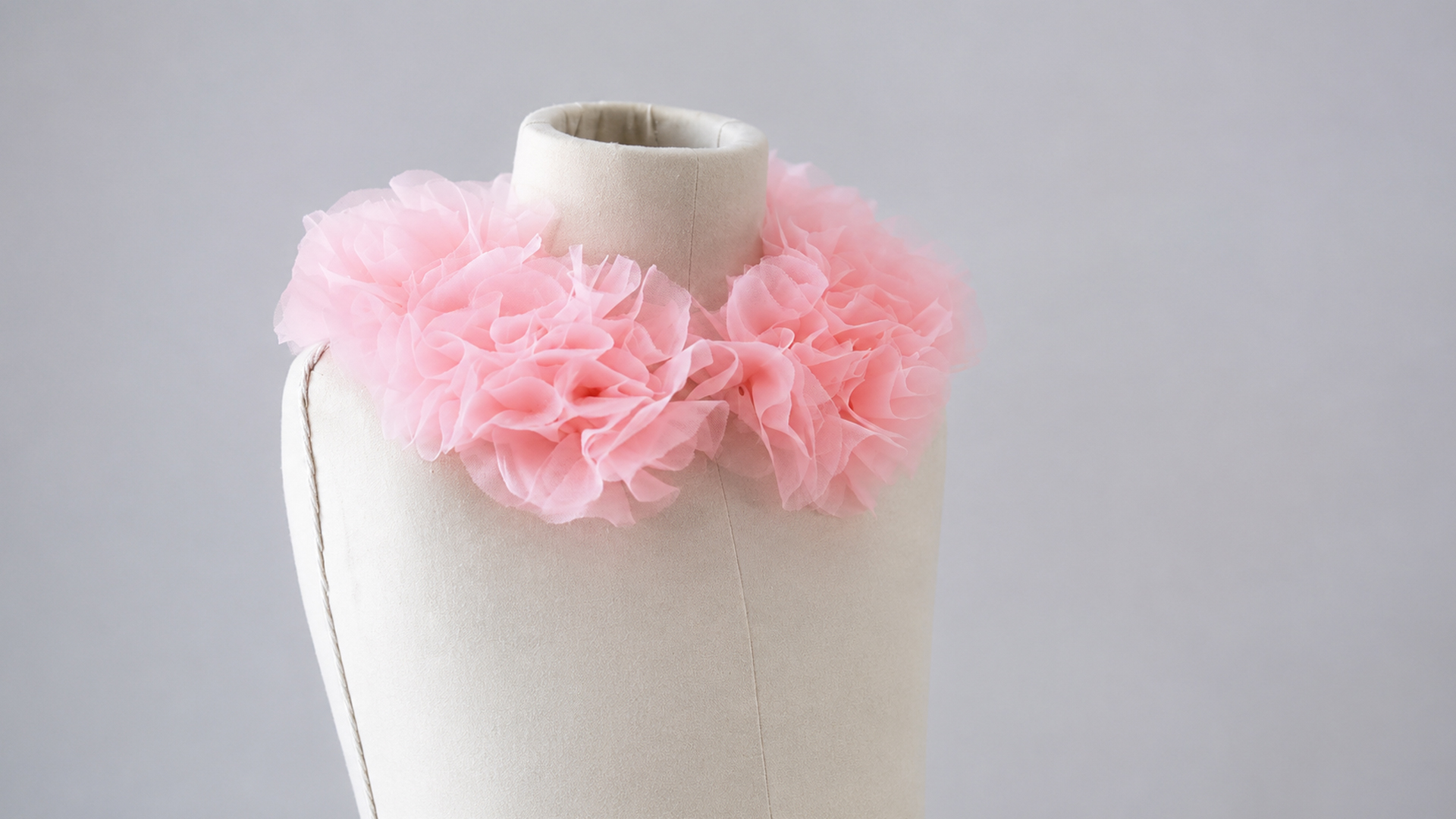 Make a DIY floral collar with organza flowers and fabric glue