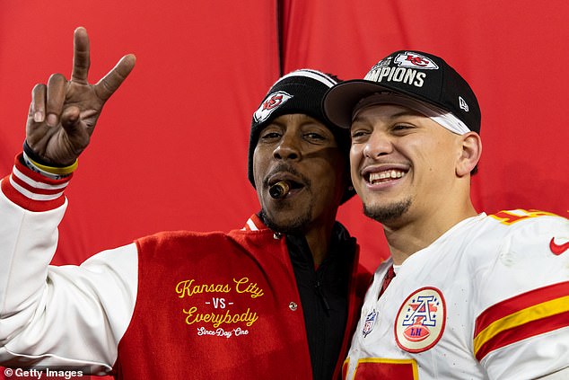 Patrick Mahomes' dad wins desperate legal battle to watch son's Chiefs ...