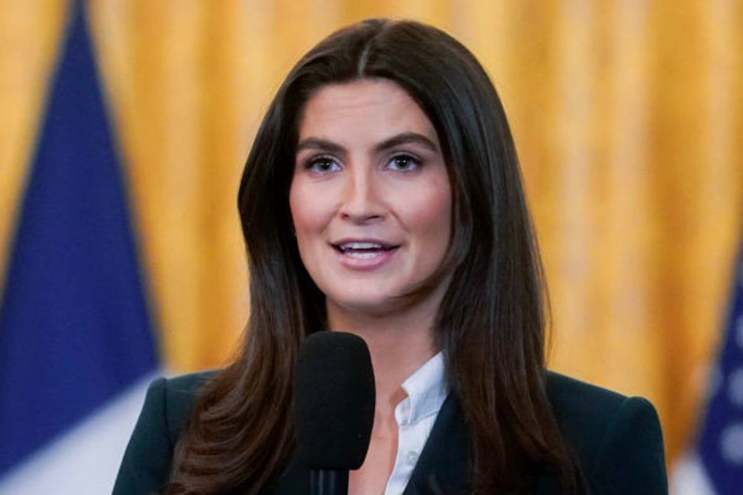 Eagle-eyed CNN viewers spot Kaitlan Collins' perfect clap back at Trump