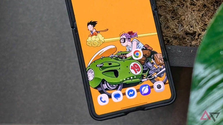 This hidden One UI widget trick completely changed my Samsung home screen