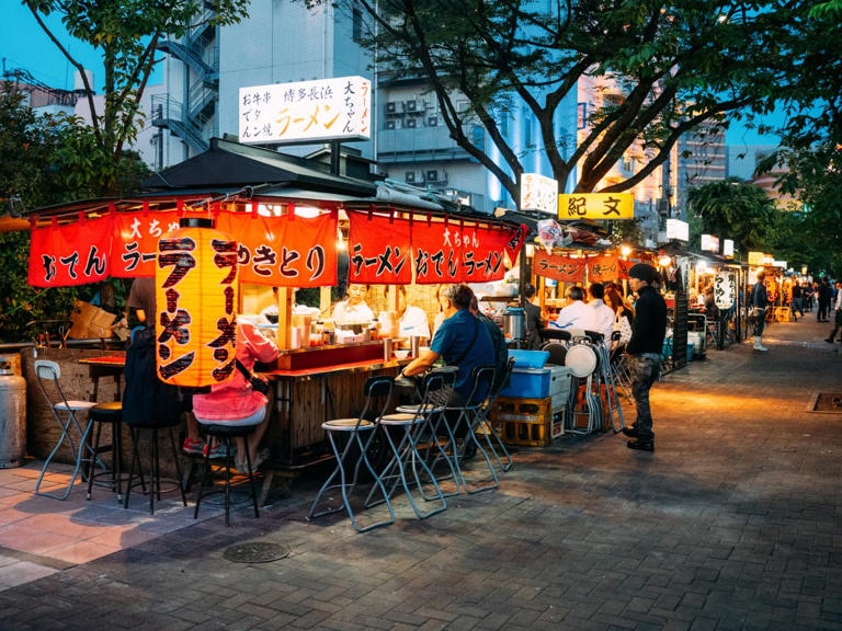 Japan with kids made easy: A first timer's guide to trains, food ...