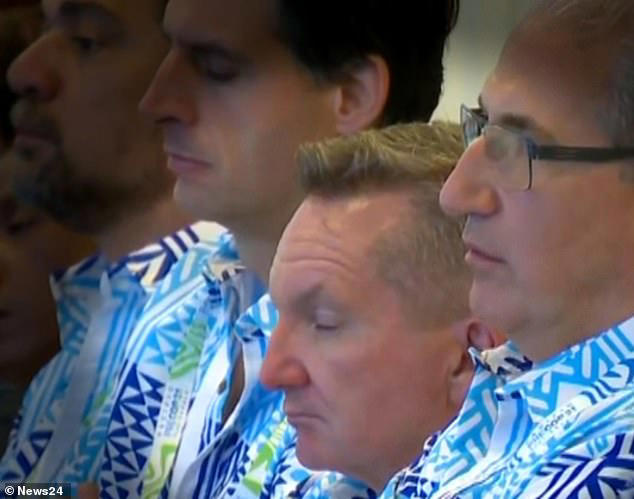 Chris Bowen appears to fall asleep at taxpayer-funded climate change ...