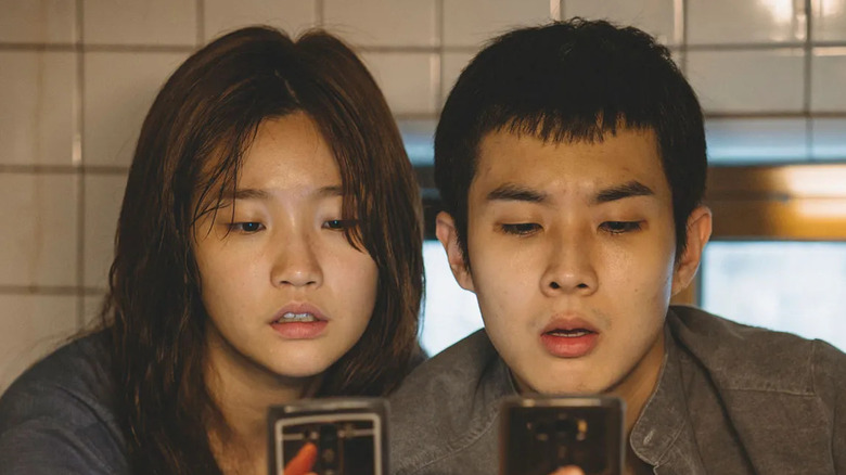 Things you only notice the second time you watch Parasite