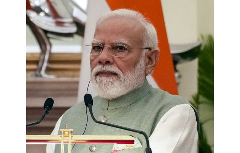 Cabinet hails Modi’s 25 years of leadership as head of govt
