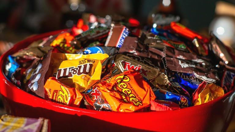 The Halloween candy you are, based on your zodiac sign