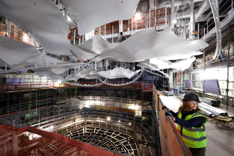 New Gehry concert hall takes shape in downtown Los Angeles