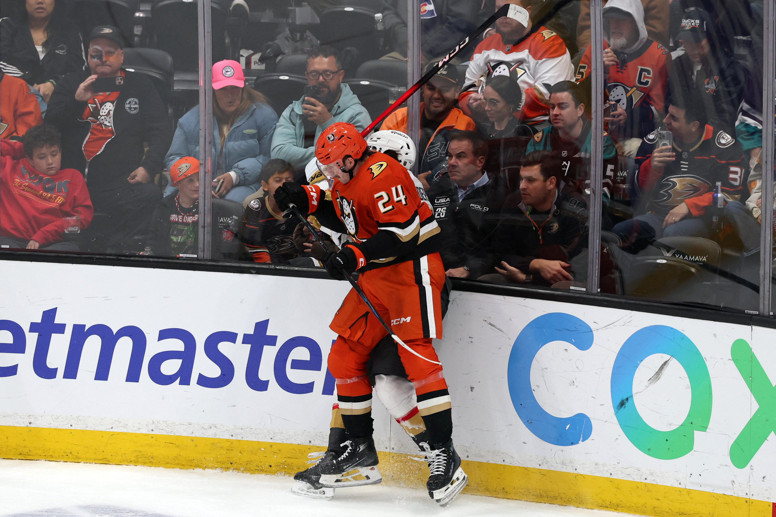 Lightning place Jansen Harkins on waivers