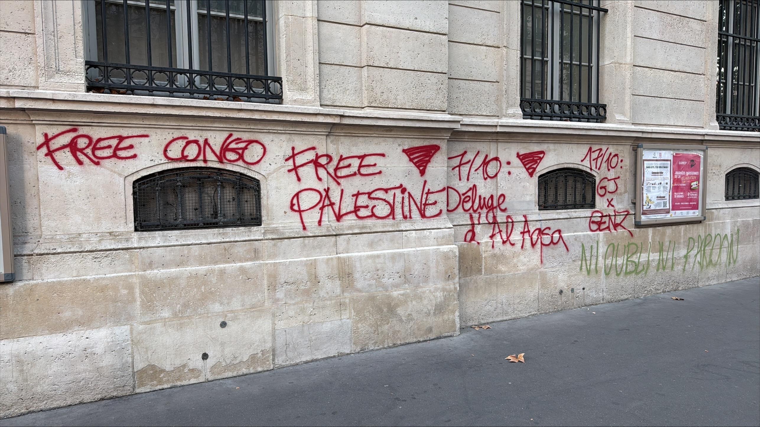« Déluge d’al-Aqsa » : la façade de la mairie du 11e arrondissement de ...