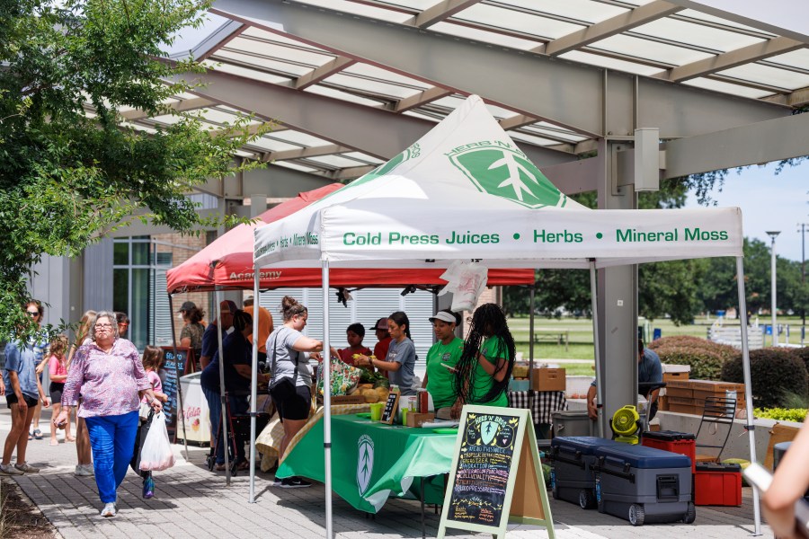 Where to shop Red Stick Farmers Market in Baton Rouge this fall