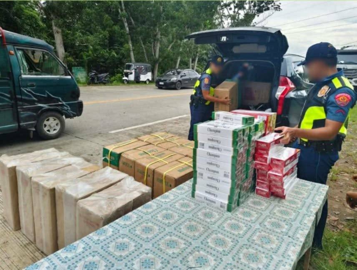 Zamboanga authorities seize smuggled cigarettes