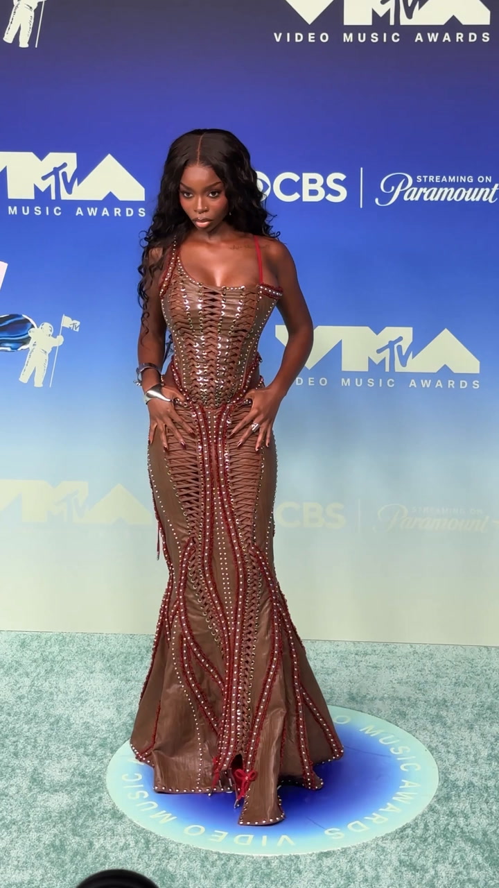 Olandria Hive Rise Up