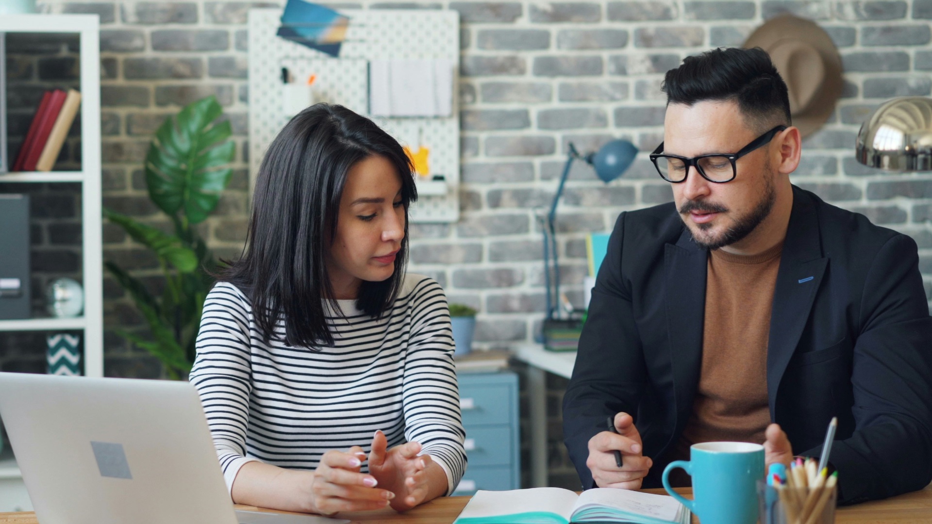 20 things employees do that make their boss stop trusting them