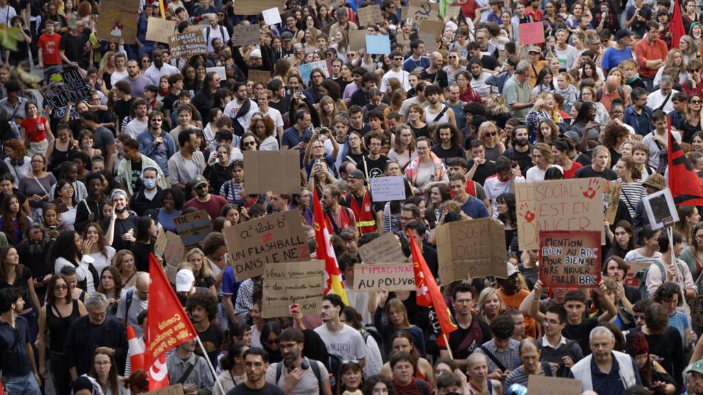 Atos estudantis reúnem centenas de milhares na França e organizações ...