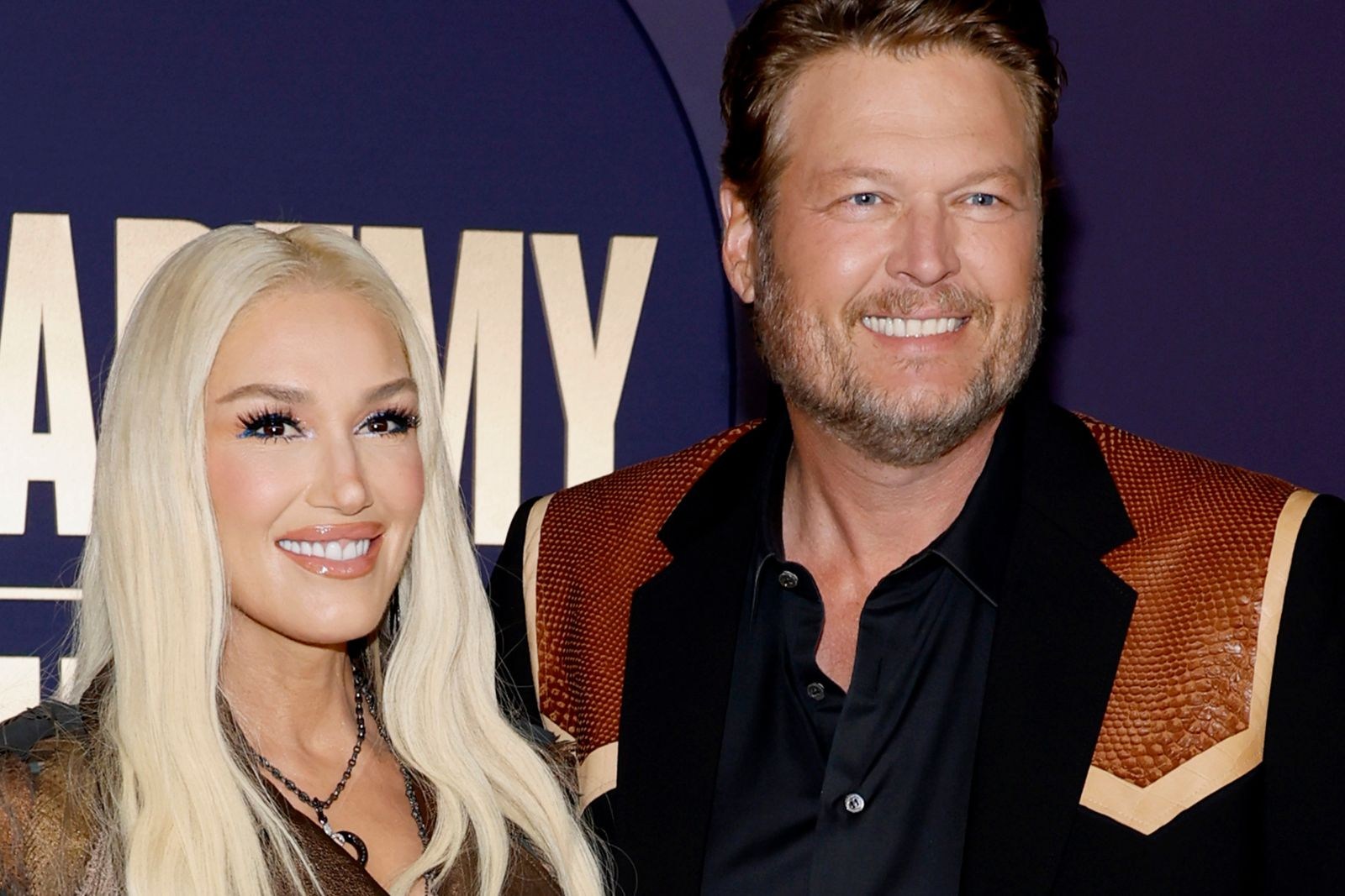 See the sentimental gift Blake Shelton got Gwen Stefani for her 57th ...