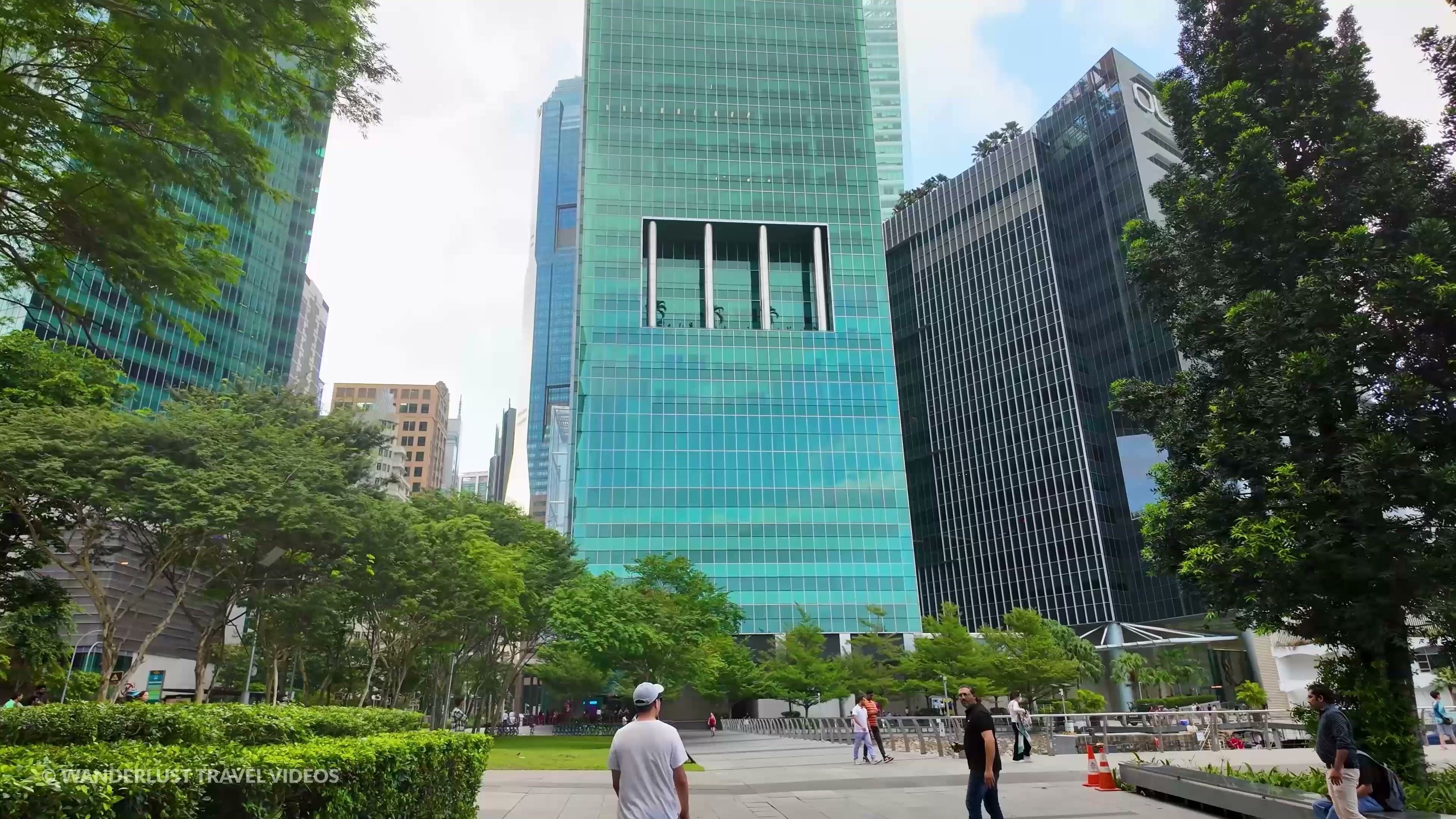Where greenery meets the skyline in modern Singapore (4K)