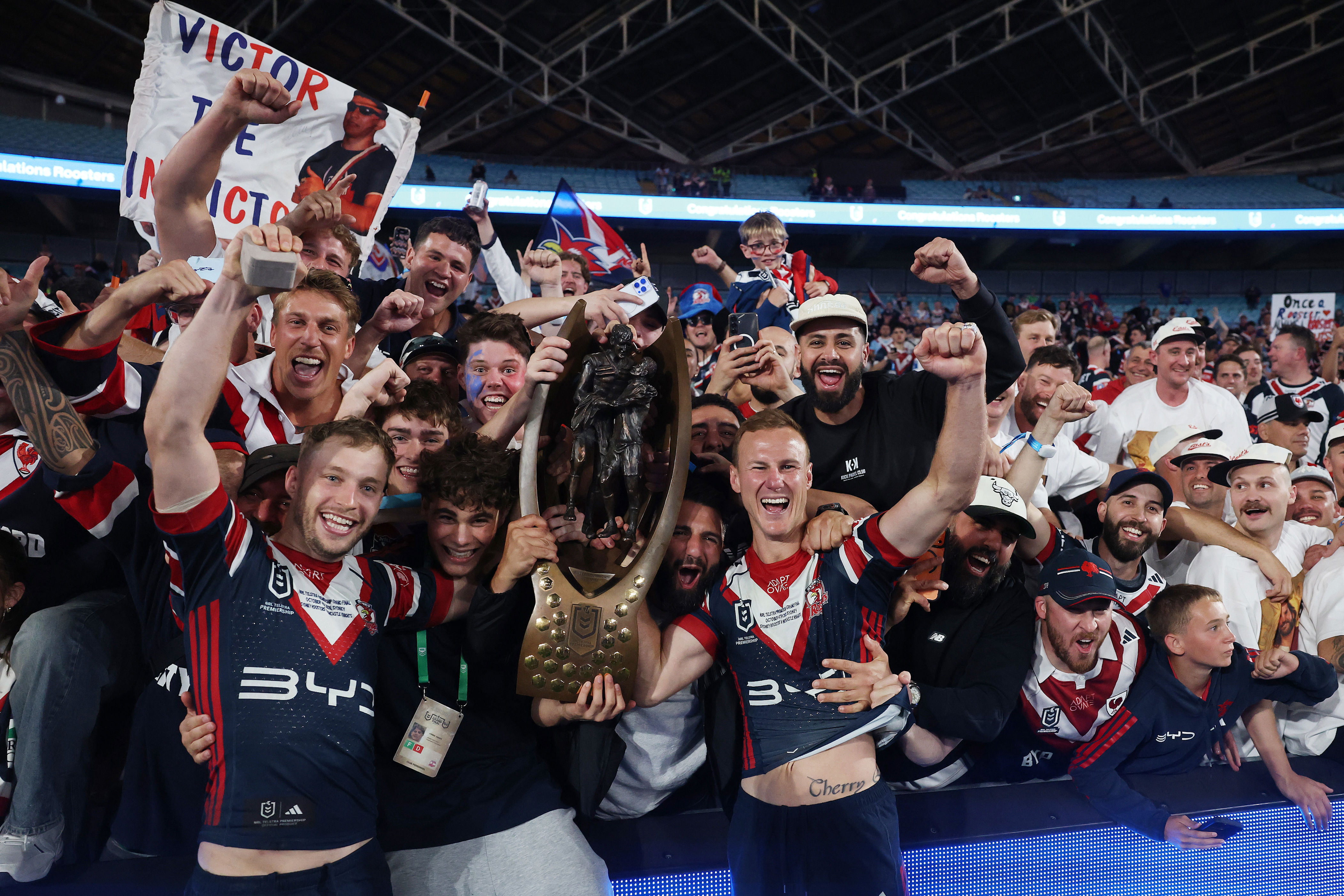 Reece Walsh loses spot and Latrell Mitchell starts in predicted ...