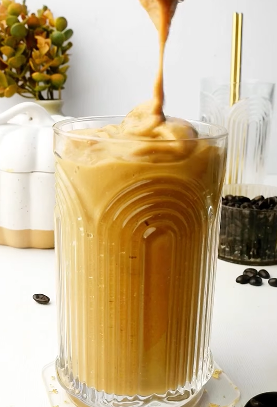 Copycat pumpkin coffee frappuccino at home