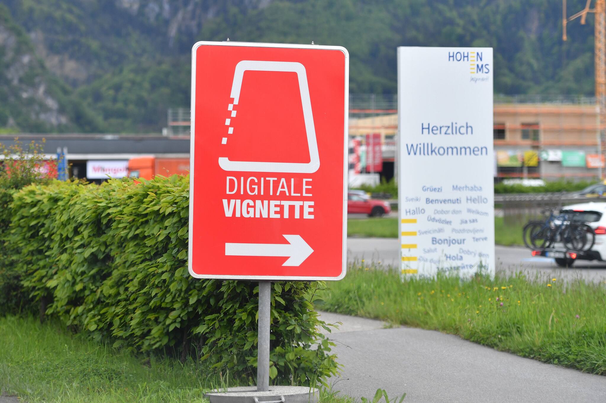 Österreich schafft die Klebevignette schon 2026 ab: Was Reisende jetzt ...