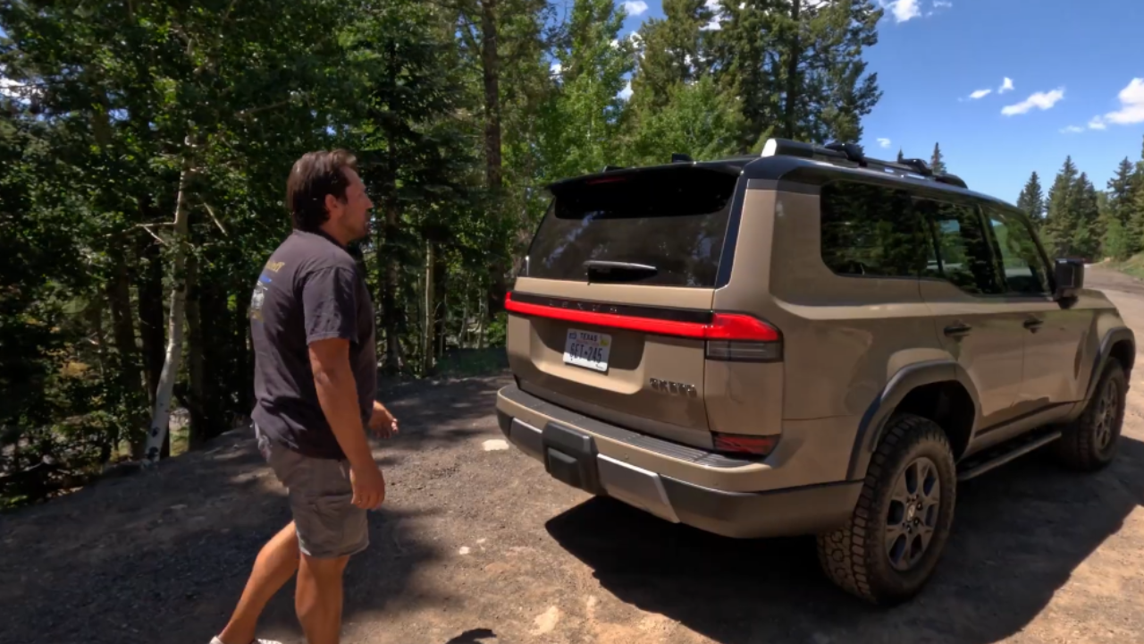 Lexus GX 550 Overtrail design insights worth a closer look