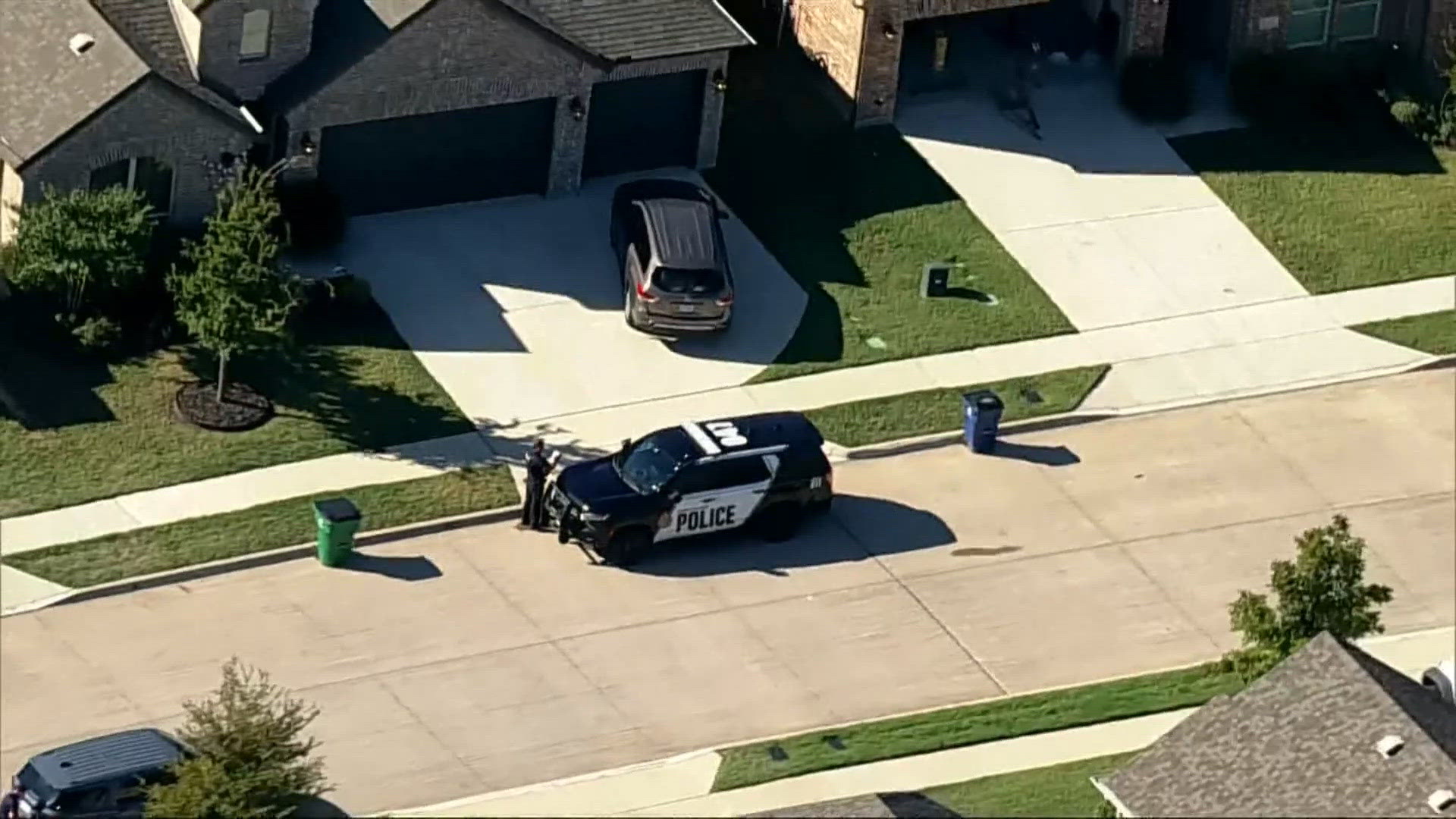 Mother charged after 2 children, husband stabbed in Northlake home