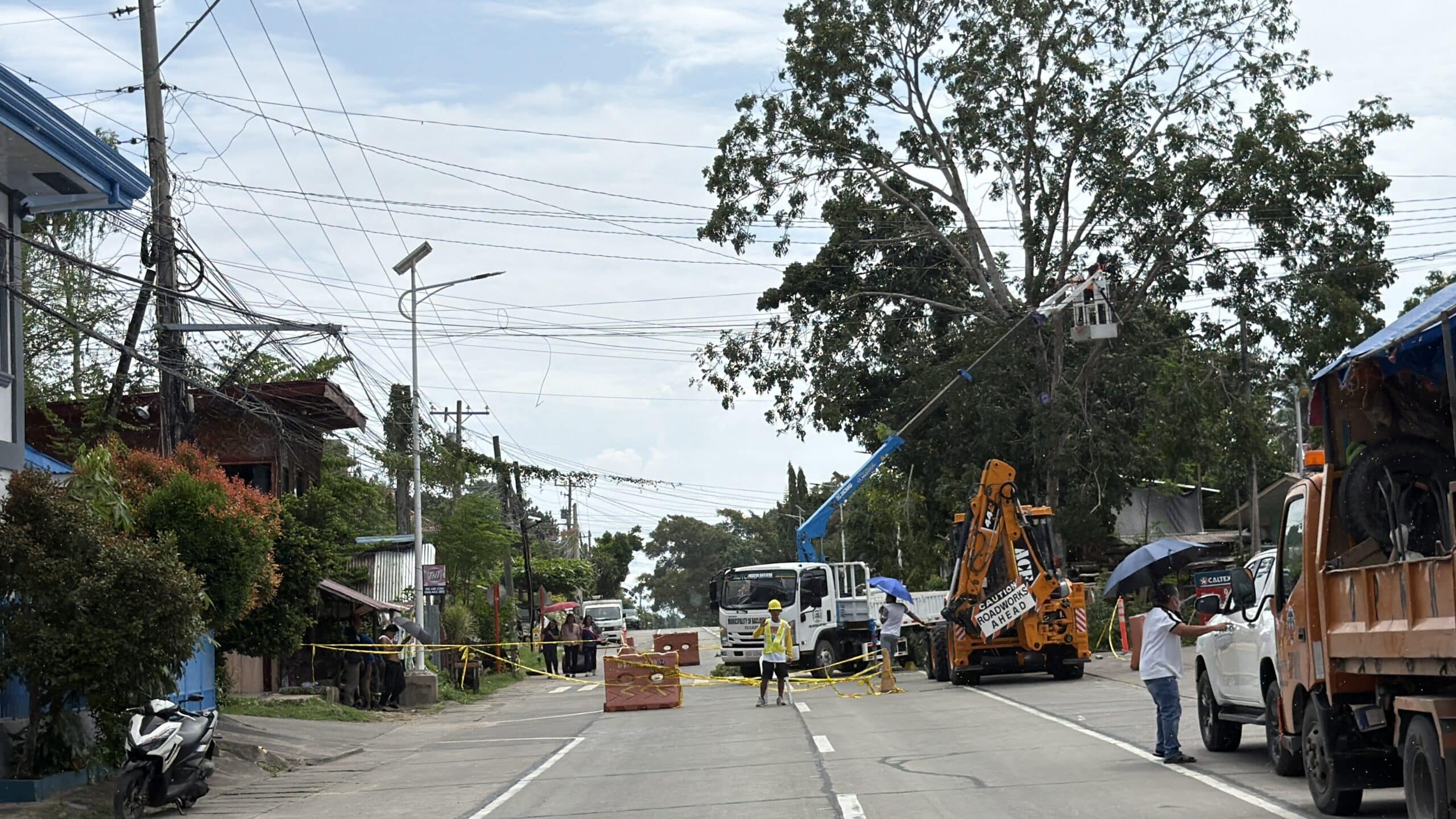 Part of Bohol national highway closed after Baclayon road sinks