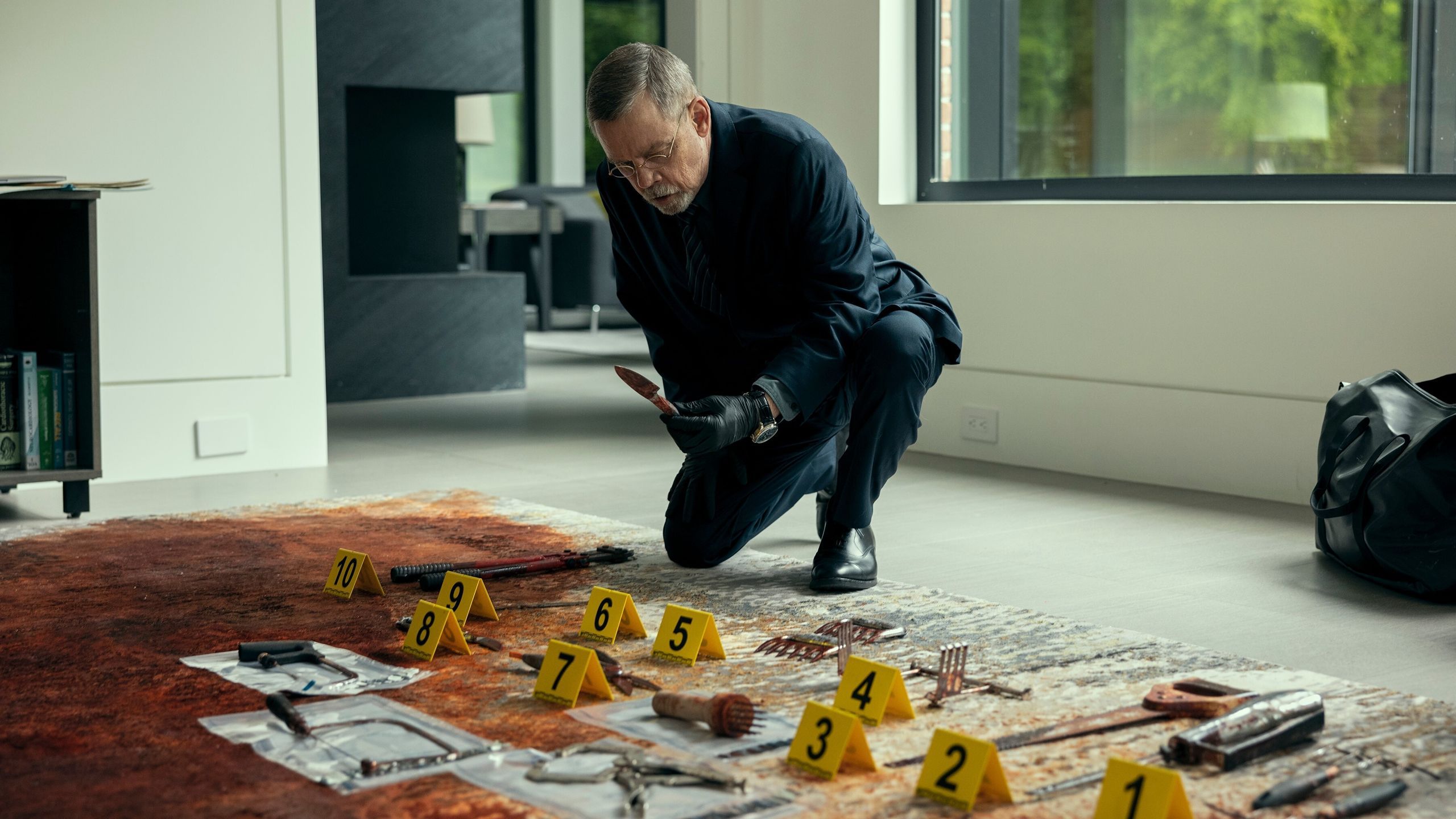 7 near-perfect mystery miniseries on Netflix