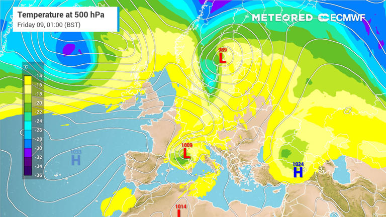 Autumn returns: Persistent lows bring heavy rain and gale-force winds ...
