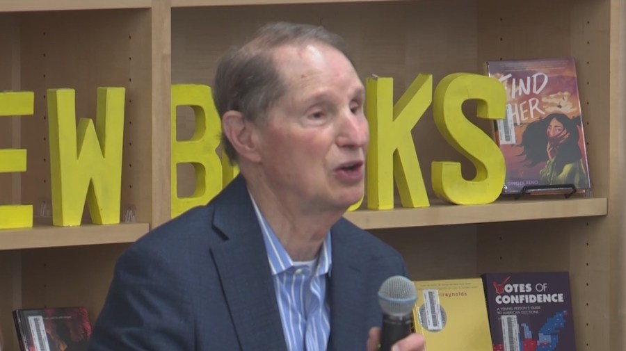 Going to do everything we can: Wyden visits Portland school to talk mental health in wake of hazmat incident at Benson
