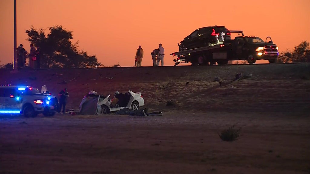 2 killed in head-on crash on Highway 99 in Sutter County