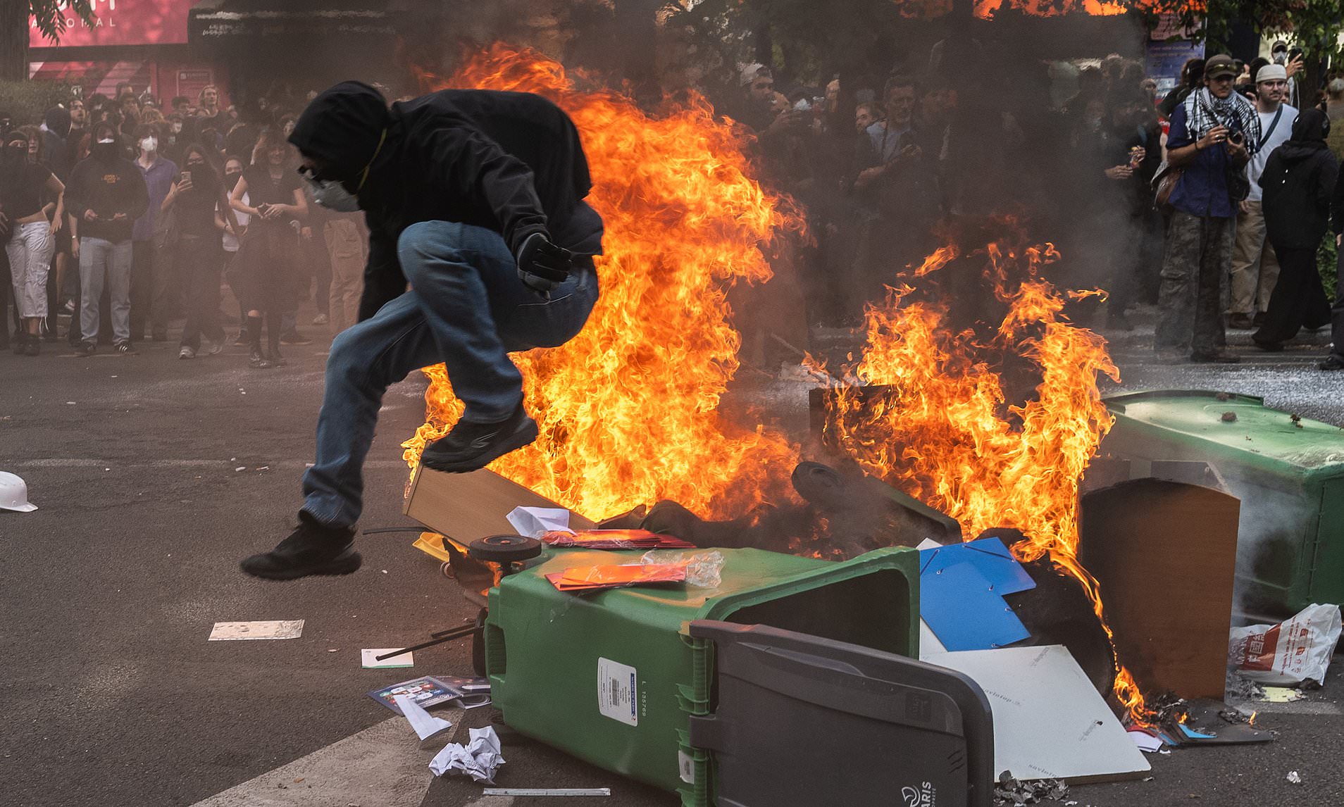 Students warn France riots will intensify if they are not listened to ...